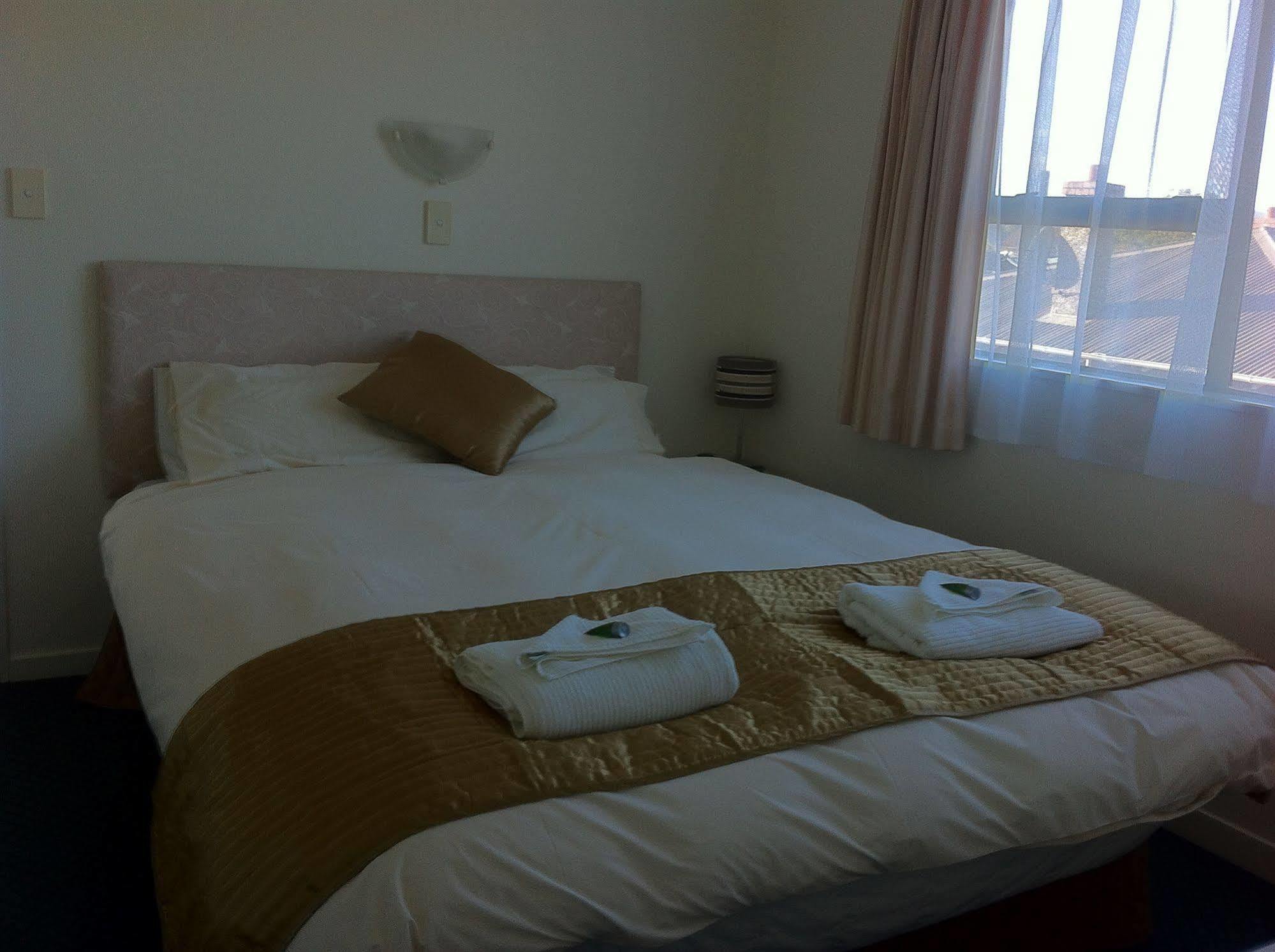אפר האט Hawks Inn Motel מראה חיצוני תמונה